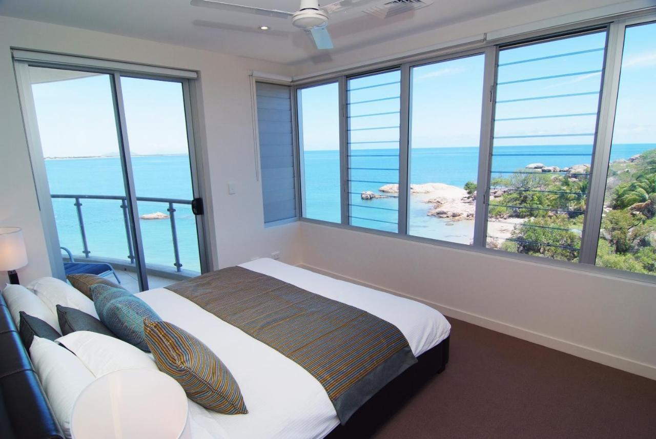 Coral Cove Apartments - Absolute Beachfront Resort Bowen Zewnętrze zdjęcie